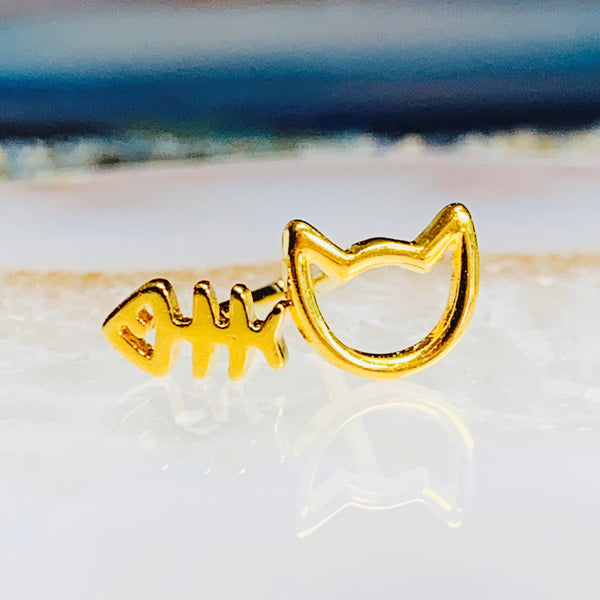 Cat and Fish Stud