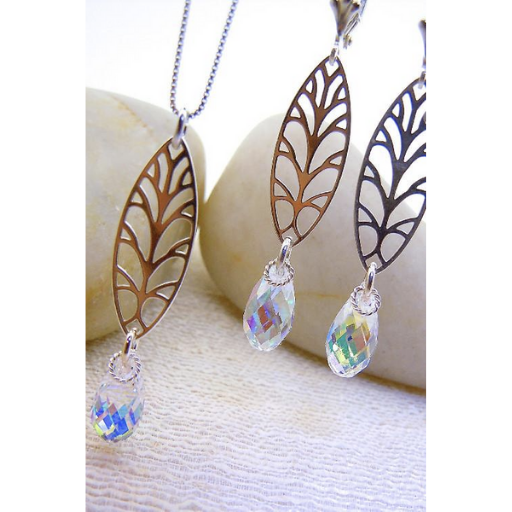 Claire Necklace - Stylized Tree of Life