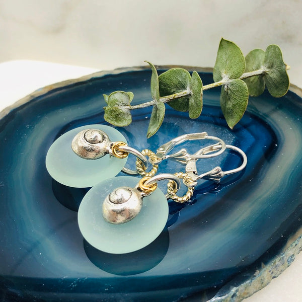 Dome Seaglass set with shell