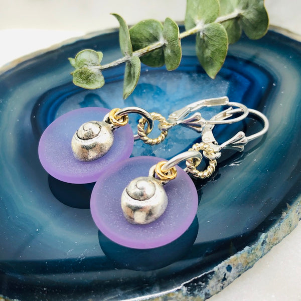 Dome Seaglass set with shell