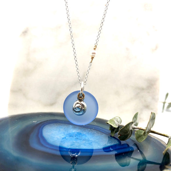 Dome Seaglass set with shell